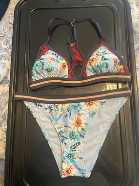 NWT Xhilaration Floral Triangle Bikini Set - Light Blue, Navy & Rust